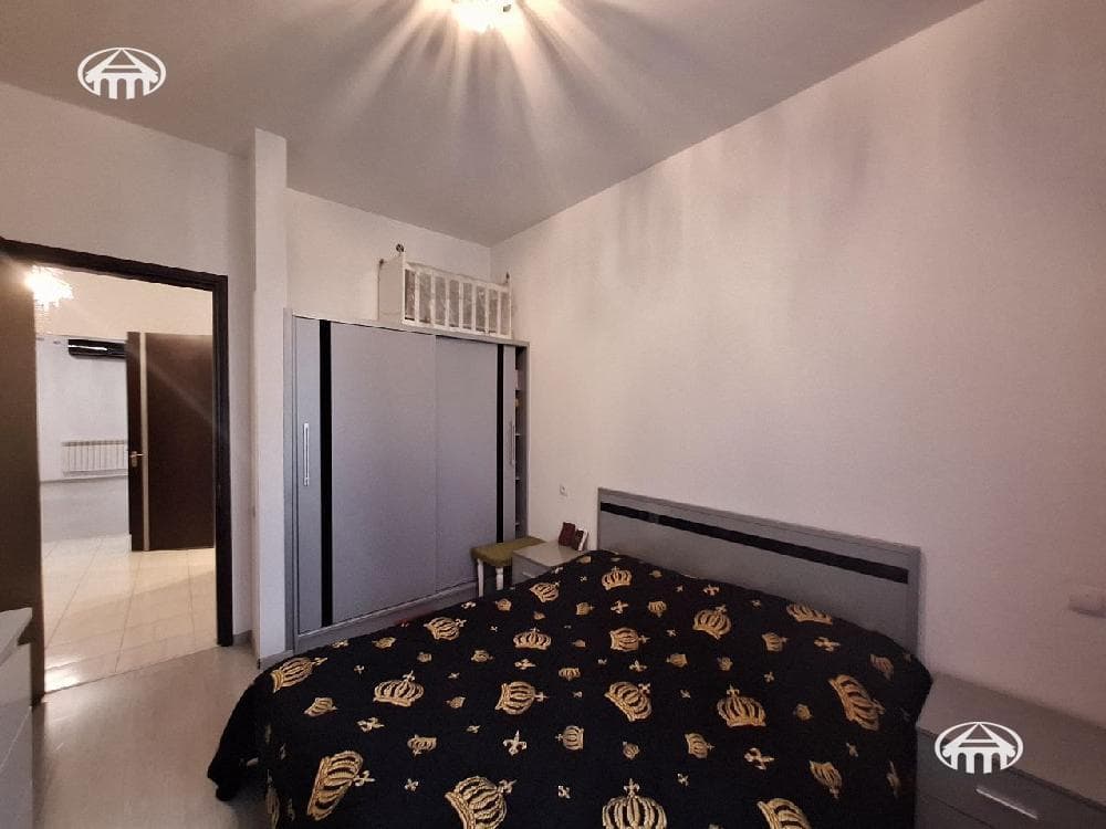 Apartment · 3 rooms · 76 m² · Kentron