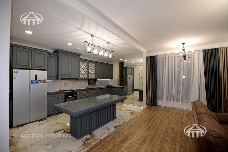 Квартира · 4 комн. · 151 м² · Кентрон