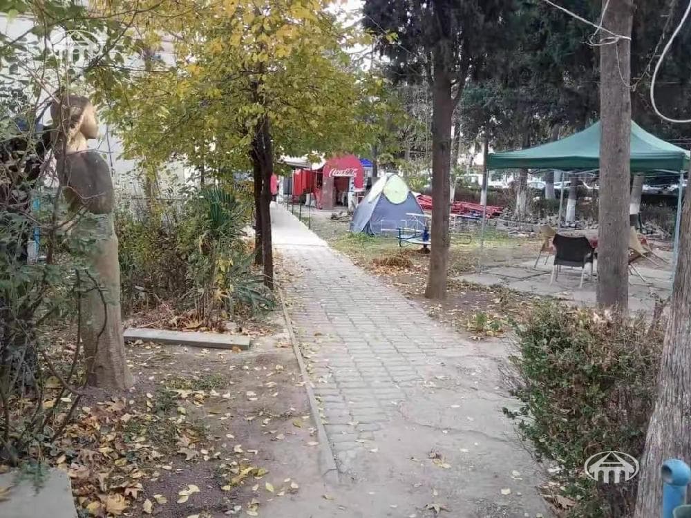 Ռեստորան · 100 մ² · Իջևան