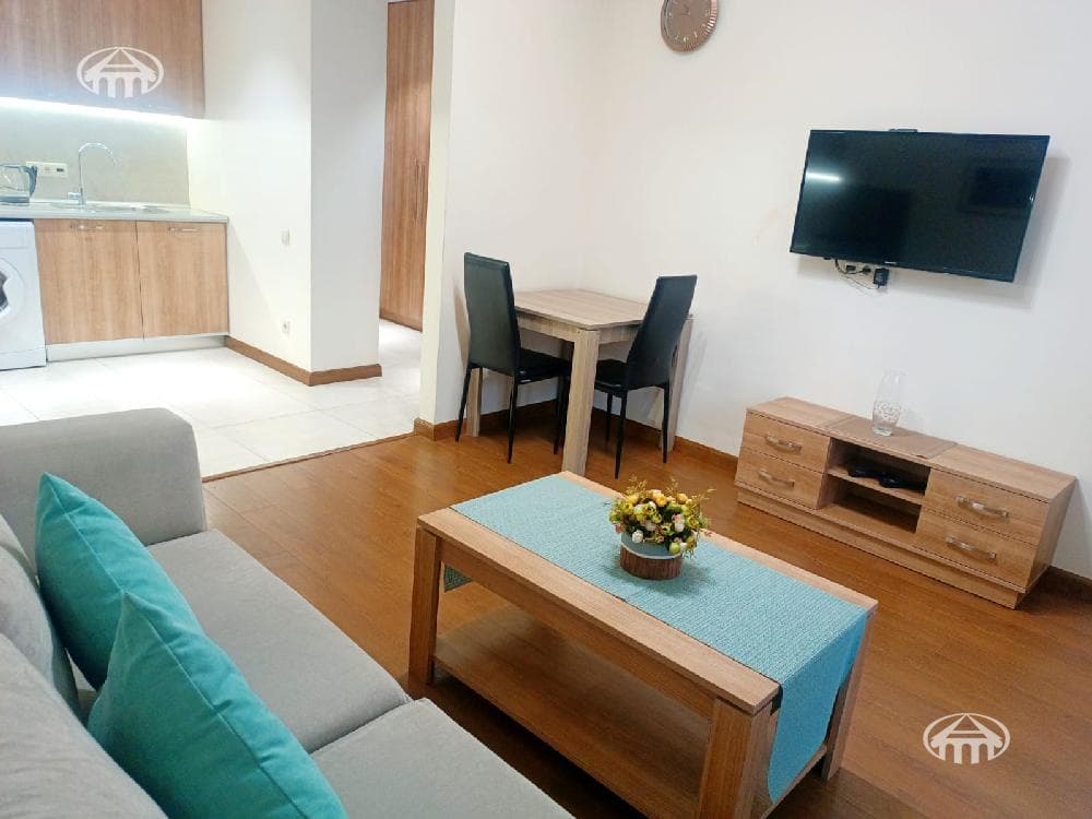 Apartment · 2 rooms · 45 m² · Kentron