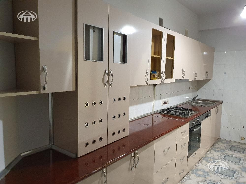Mansion · 5 rooms · 285 m² · Arabkir