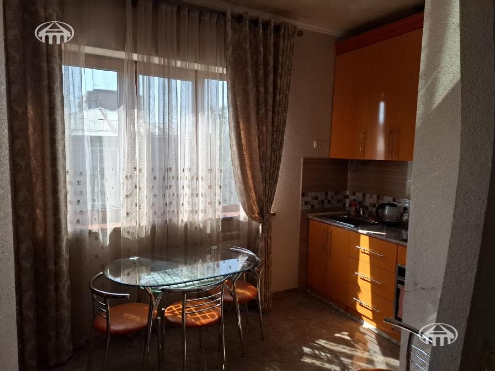 Квартира · 3 комн. · 83 м² · Шенгавит
