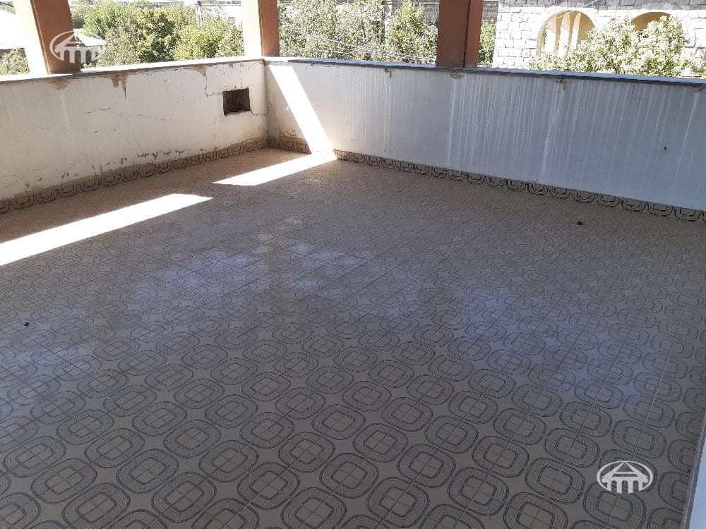 House · 7 rooms · 774 m² · Kanaker-Zeytun