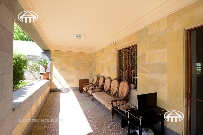 Mansion · 9 rooms · 605 m² · Nork-Marash