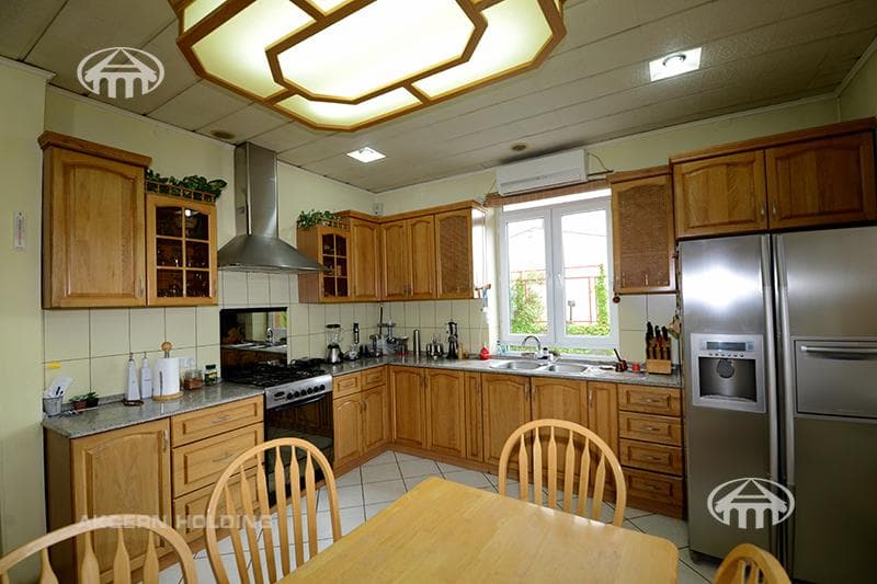 Mansion · 8 rooms · 390 m² · Arabkir