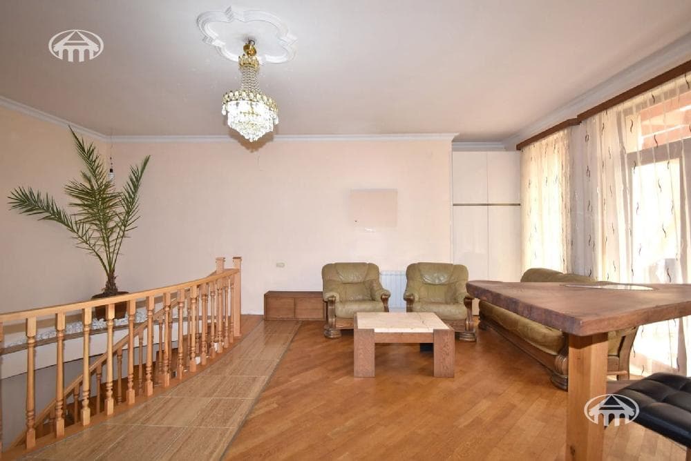 Mansion · 7 rooms · 400 m² · Arabkir