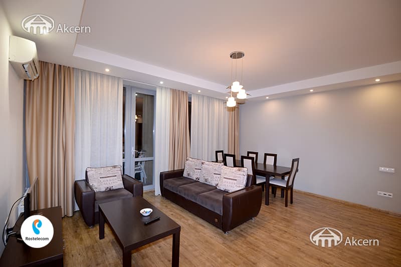 Բնակարան · 2 սեն. · 70 մ² · Կենտրոն