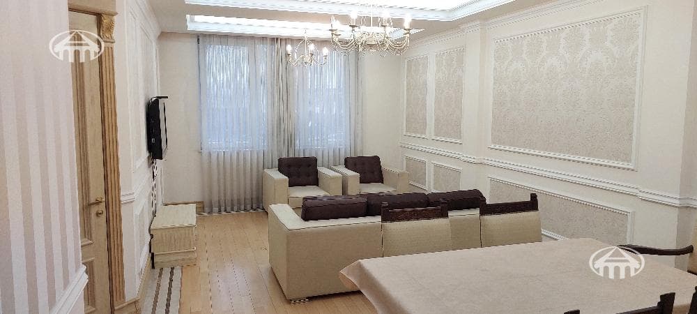 Квартира · 3 комн. · 85 м² · Кентрон