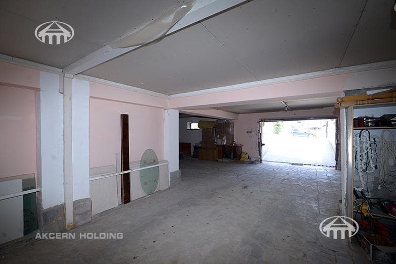 Mansion · 8 rooms · 607.5 m² · Qasax