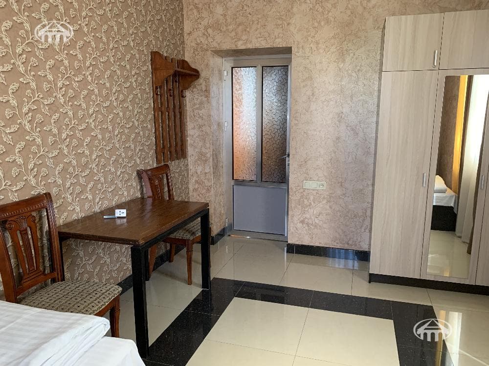 Отель · 9 комн. · 539 м² · Шенгавит