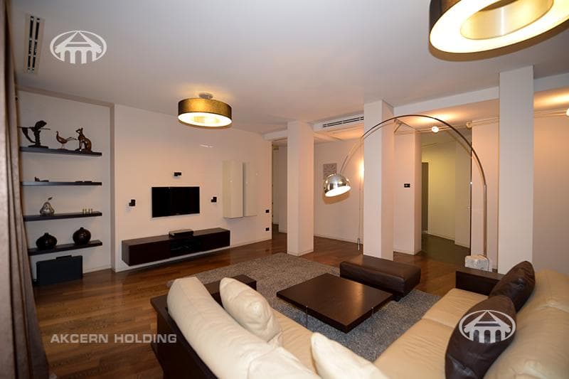 Apartment · 4 rooms · 169 m² · Kentron