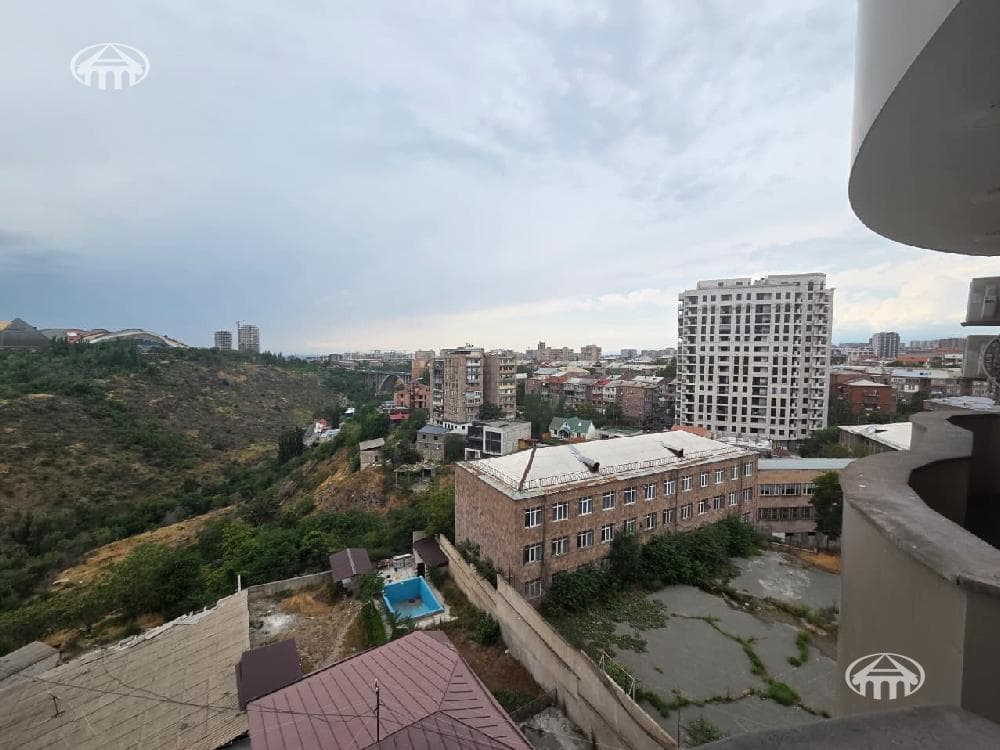 Apartment · 4 rooms · 157 m² · Arabkir