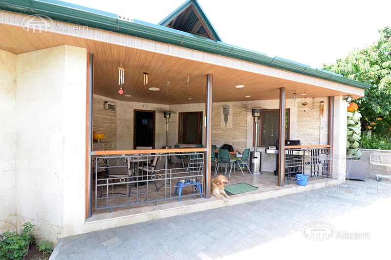Mansion · 9 rooms · 600 m² · Balahovit
