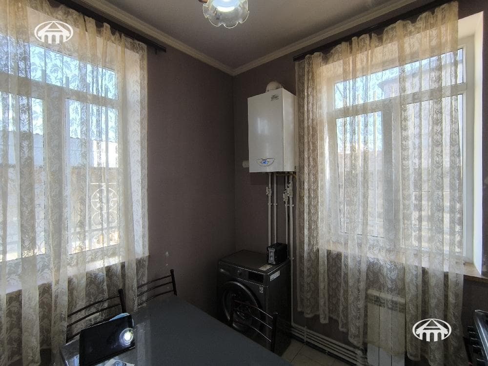 Особняк · 4 комн. · 99 м² · Давташен