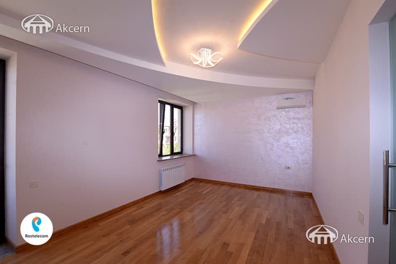 Առանձնատուն · 7 սեն. · 907 մ² · Արաբկիր