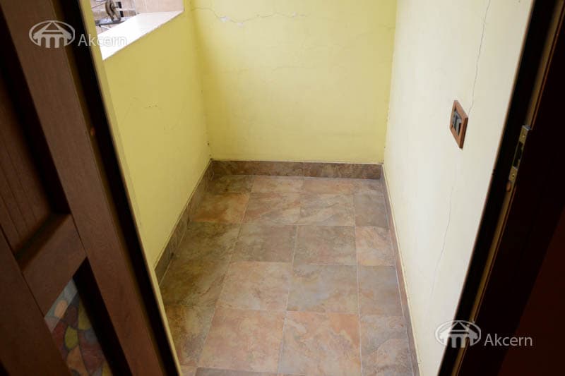 Квартира · 1 комн. · 48 м² · Кентрон