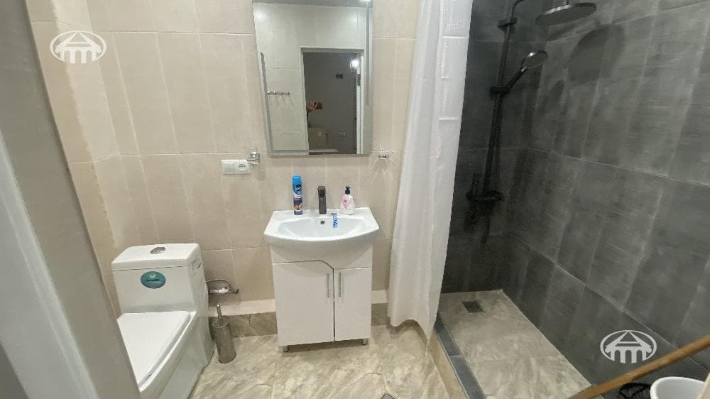 Квартира · 3 комн. · 75 м² · Арабкир