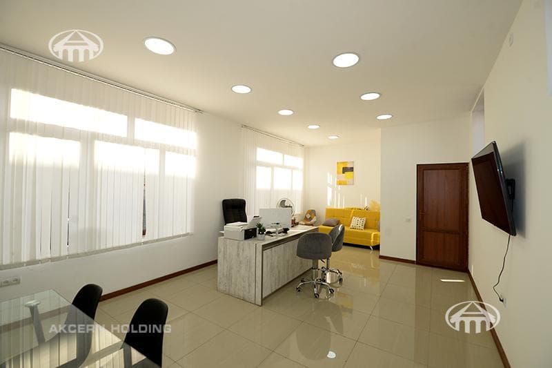 Retail · 203 m² · Nor Nork