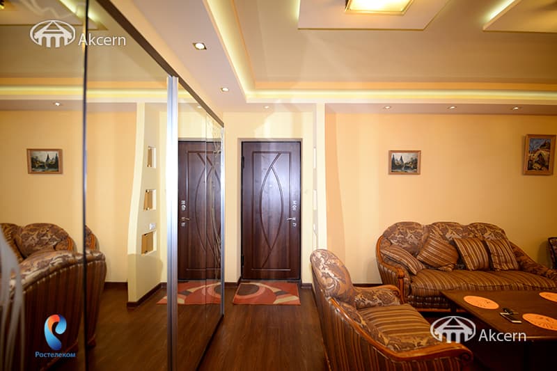 Квартира · 2 комн. · 66 м² · Кентрон