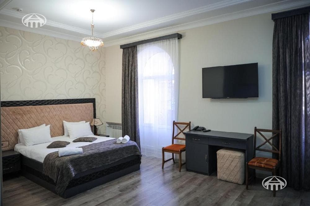 Hotel · 6,100 m² · Djermuk