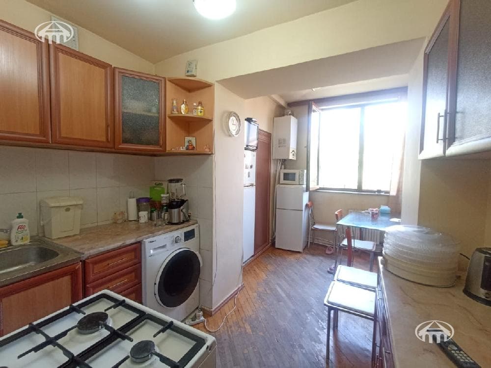 Квартира · 4 комн. · 86 м² · Арабкир