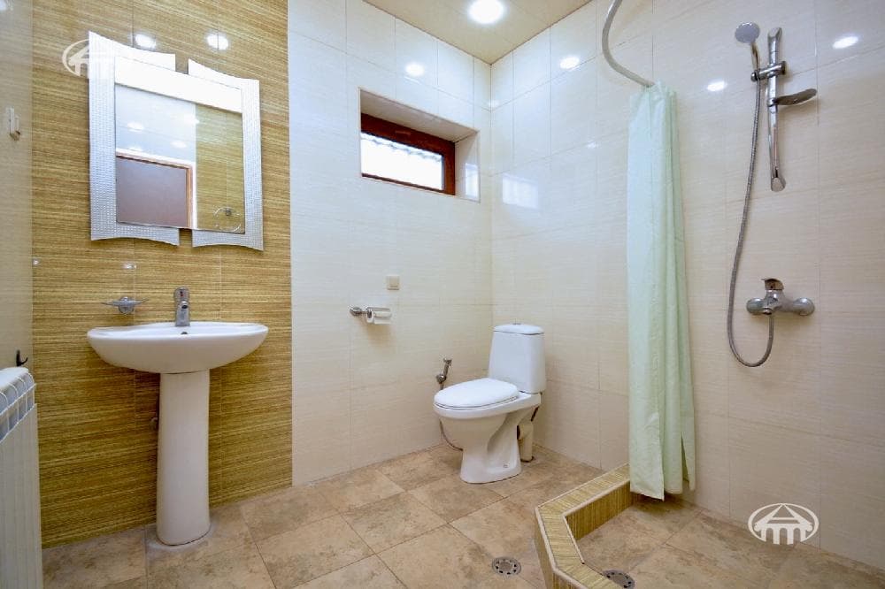 House · 2 rooms · 66 m² · Arabkir