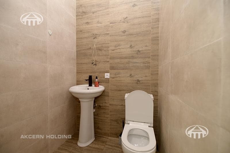 Retail · 203 m² · Nor Nork