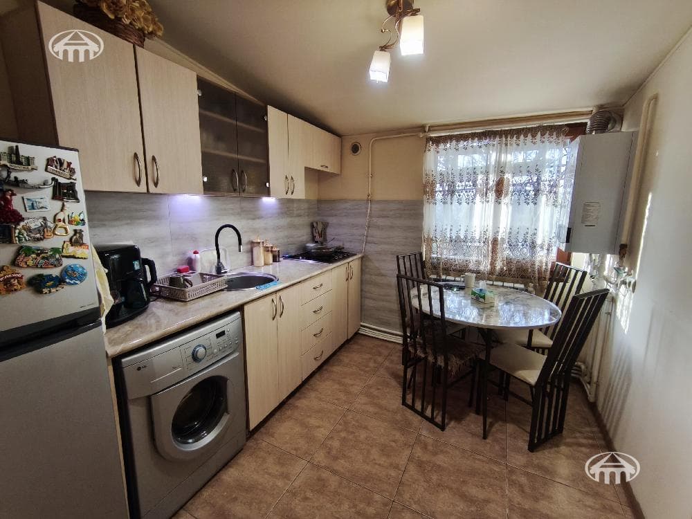 Дом · 3 комн. · 75 м² · Арабкир
