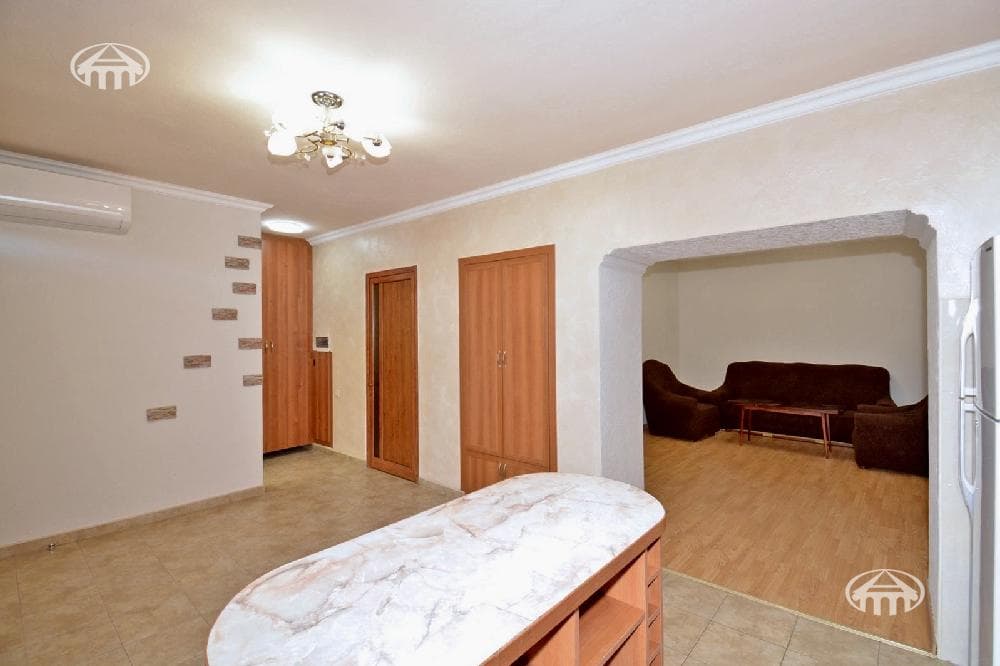 House · 2 rooms · 66 m² · Arabkir