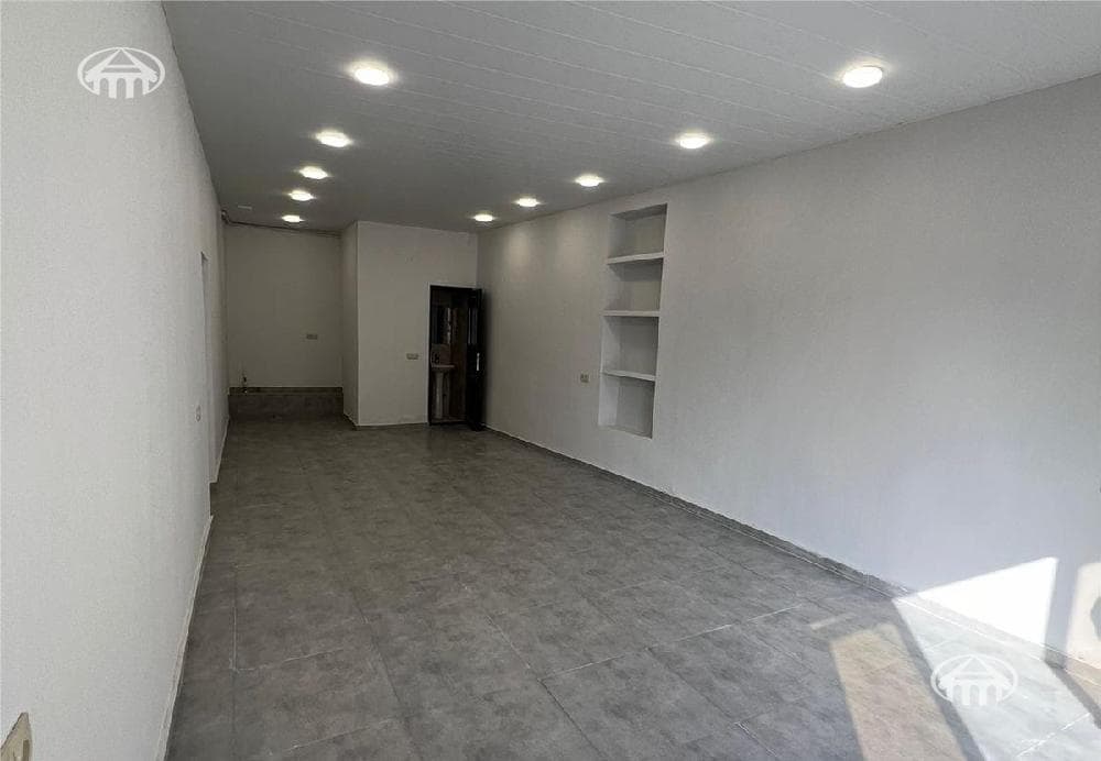 Дом · 5 комн. · 297 м² · Кентрон