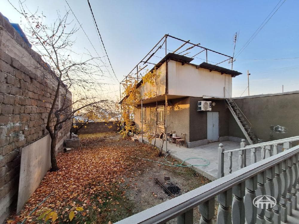 Mansion · 8 rooms · 460 m² · Kanaker-Zeytun