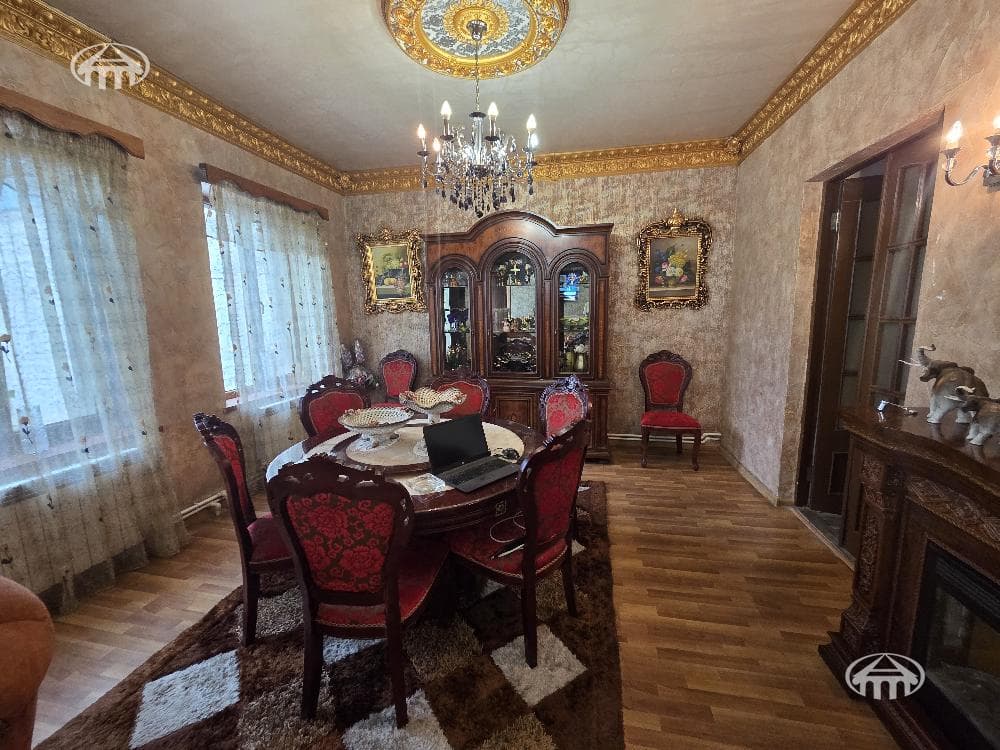Дом · 5 комн. · 319 м² · Шенгавит