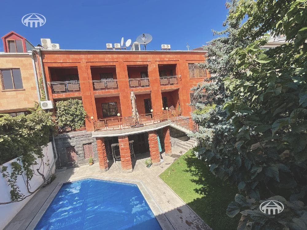 Mansion · 9 rooms · 680 m² · Arabkir — photo 45 / 47