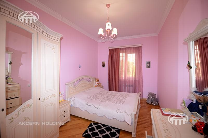 Особняк · 4 комн. · 236 м² · Давташен