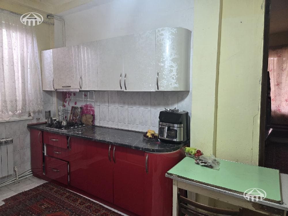 Սեփական տուն · 6 սեն. · 237 մ² · Նորք-Մարաշ