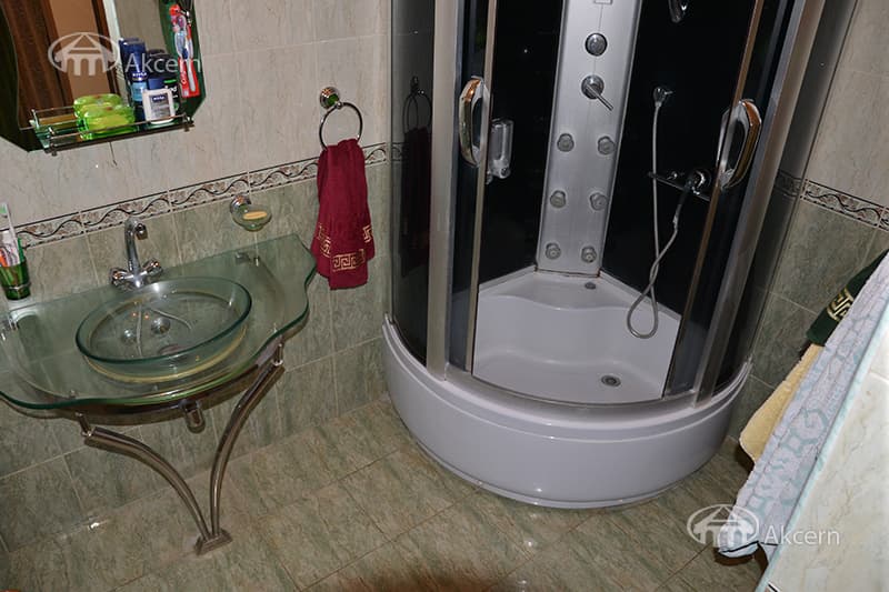 House · 5 rooms · 269 m² · Davtashen