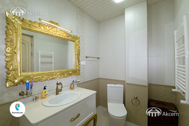 Дом · 5 комн. · 290 м² · Аван