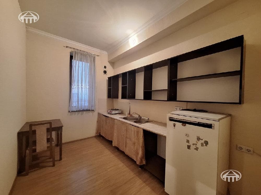 Apartment · 3 rooms · 94 m² · Ajapnyak