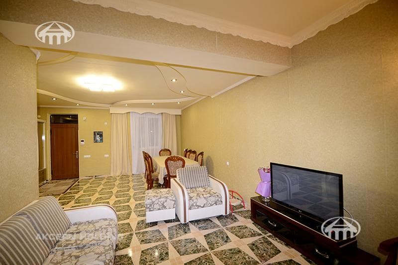 Mansion · 5 rooms · 230 m² · Ajapnyak