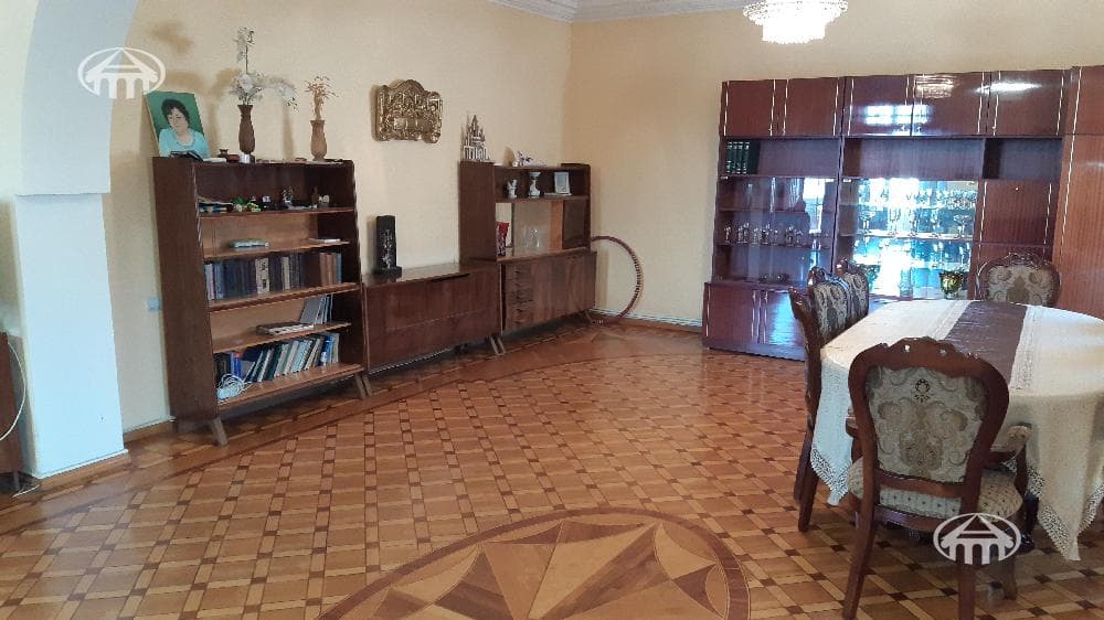 Mansion · 7 rooms · 542 m² · Malatia-Sebastia