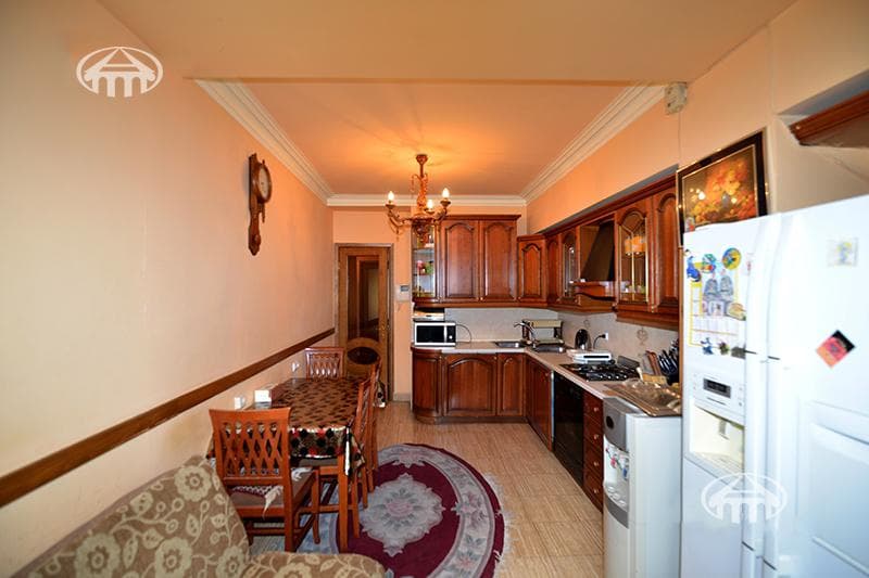 Квартира · 3 комн. · 89 м² · Кентрон