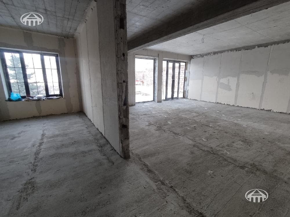 Особняк · 6 комн. · 360 м² · Акунк