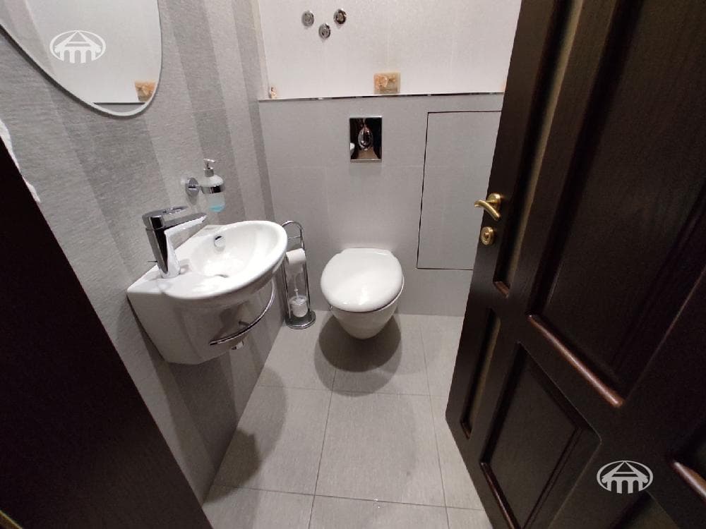 Apartment · 3 rooms · 86 m² · Kentron