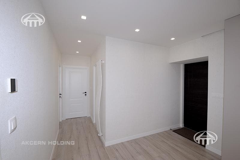 Apartment · 3 rooms · 91 m² · Kentron