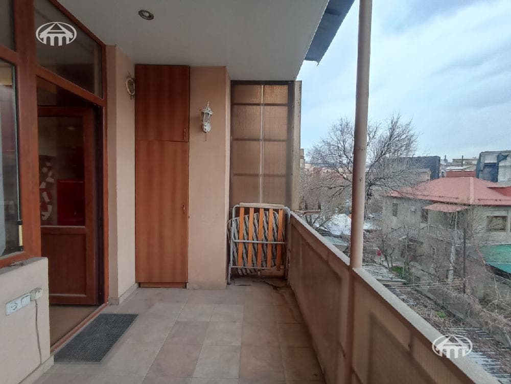 Apartment · 2 rooms · 101 m² · Kentron