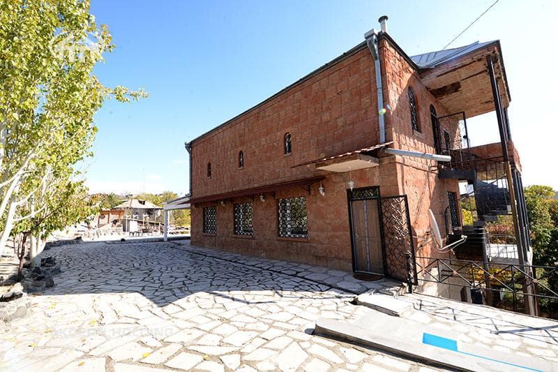 Особняк · 6 комн. · 319 м² · Шенгавит