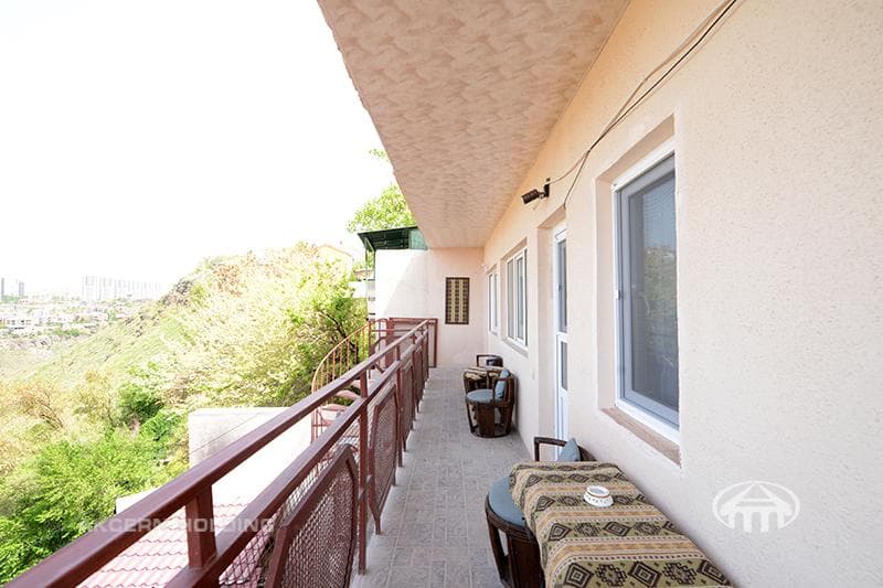 Квартира · 2 комн. · 35 м² · Арабкир