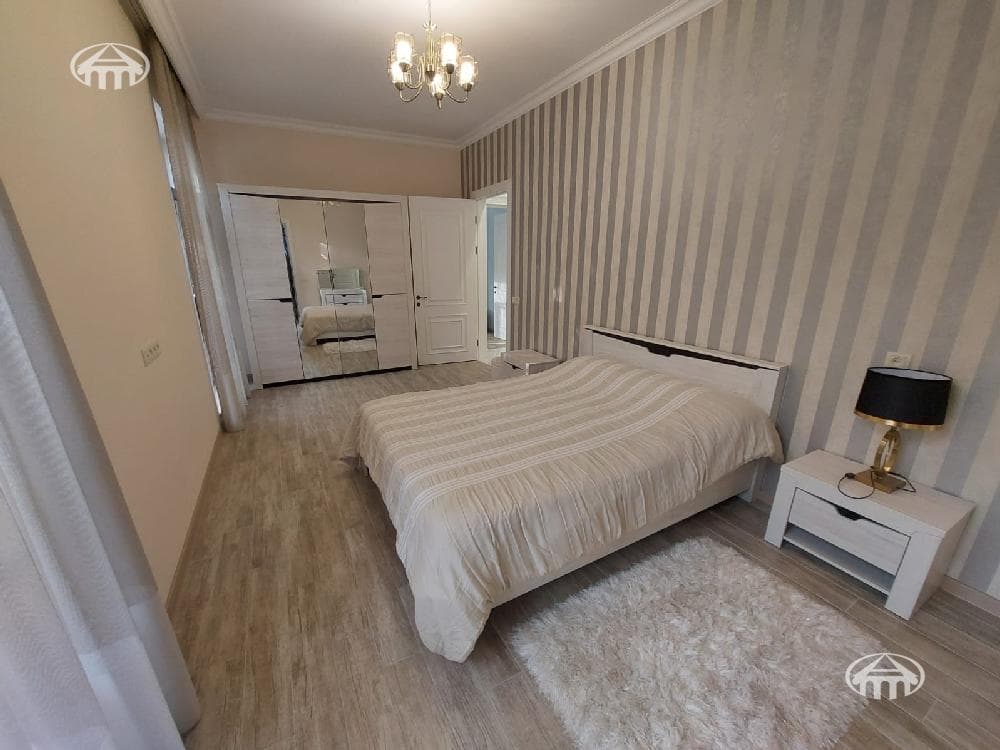 Mansion · 5 rooms · 150 m² · v. Arinj