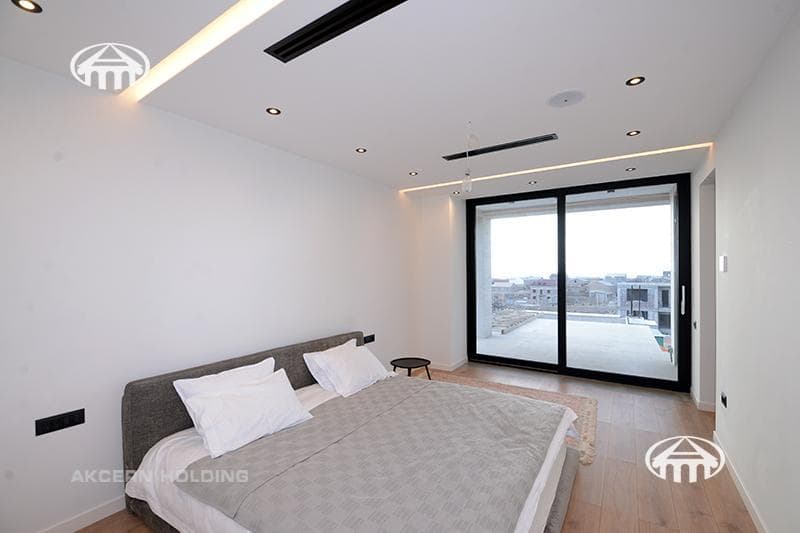 Mansion · 5 rooms · 535 m² · Vahagni