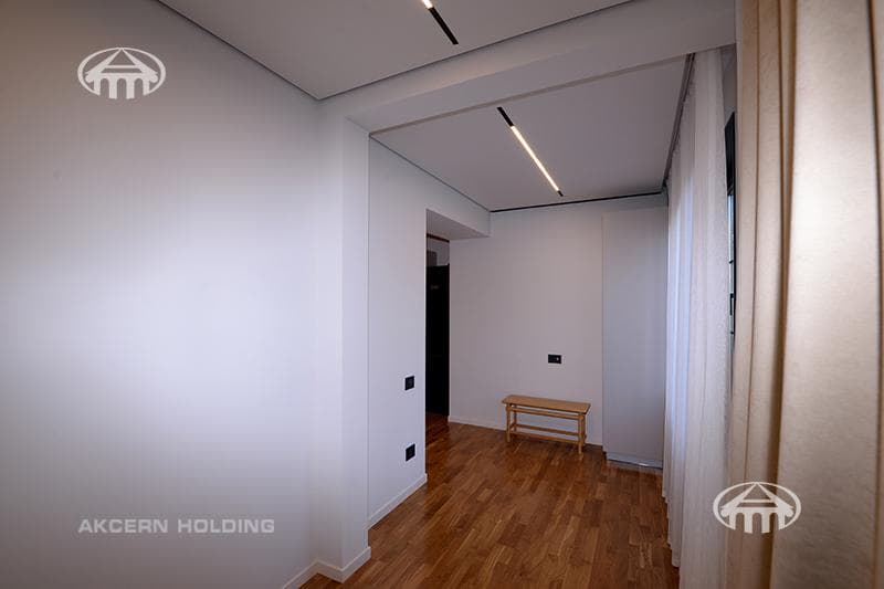 Apartment · 2 rooms · 60 m² · Kentron